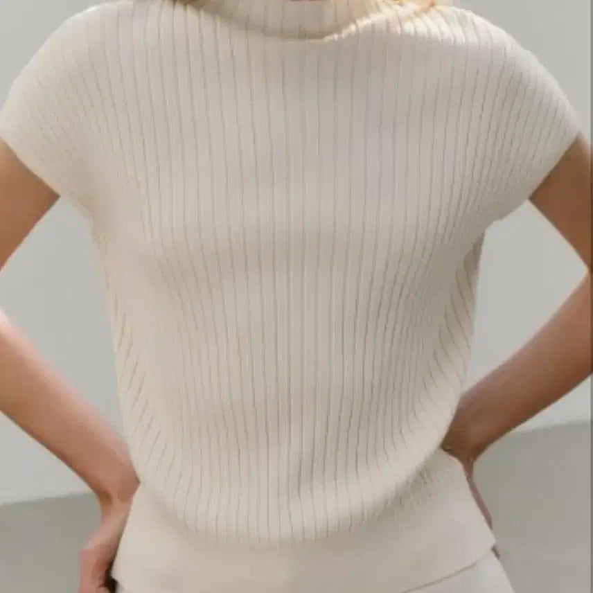 [BUNJANG] SI.E Mock Neck Tender Lemon Standard / 시에 모크넥 텐더레몬 스탠다드