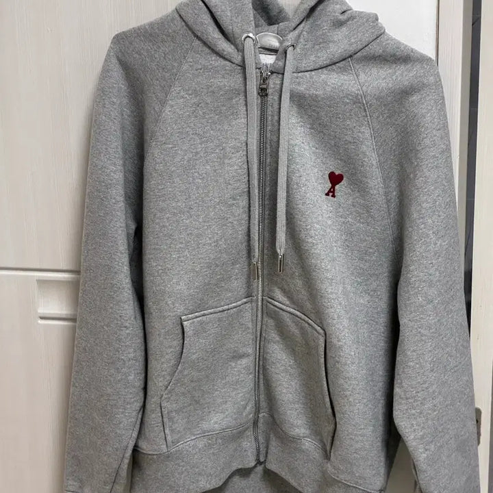 [SOLD OUT] ami 아미 후드집업 (사진 필수 확인)