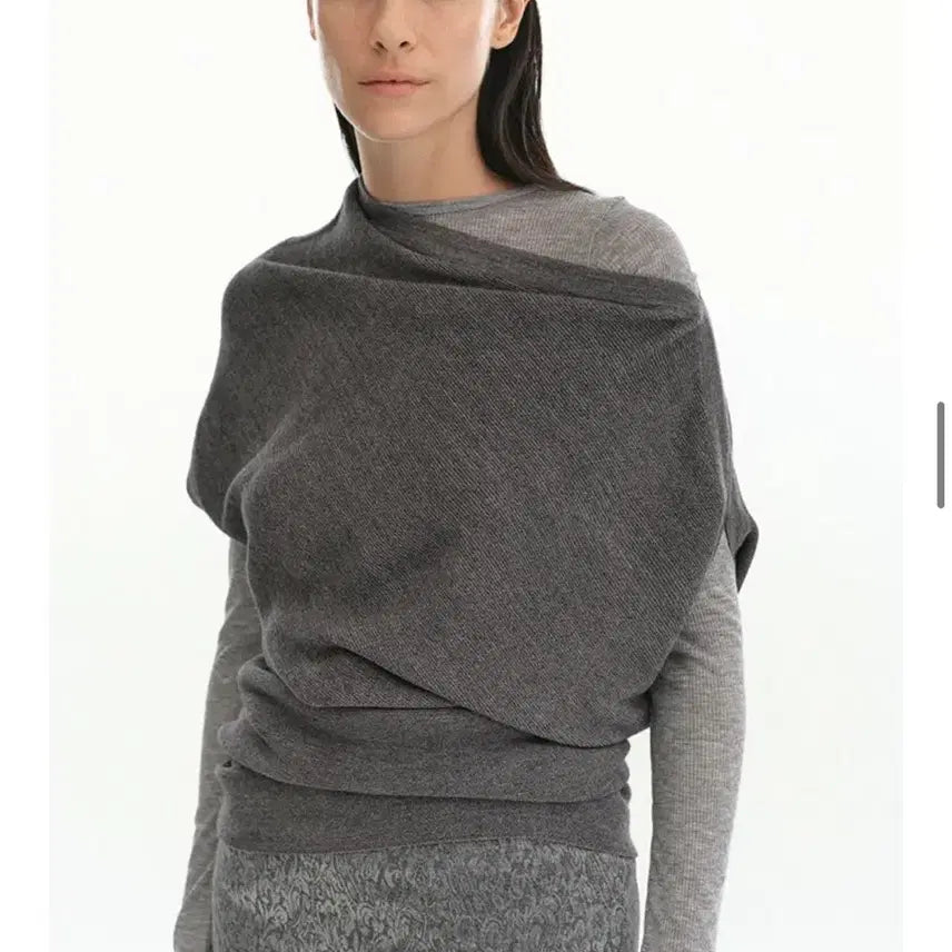 [BUNJANG] Repos Unbal Off-Shoulder Knit (Grey) / 리포스 Repos Unbal Off-Shoulder Knit (Grey)