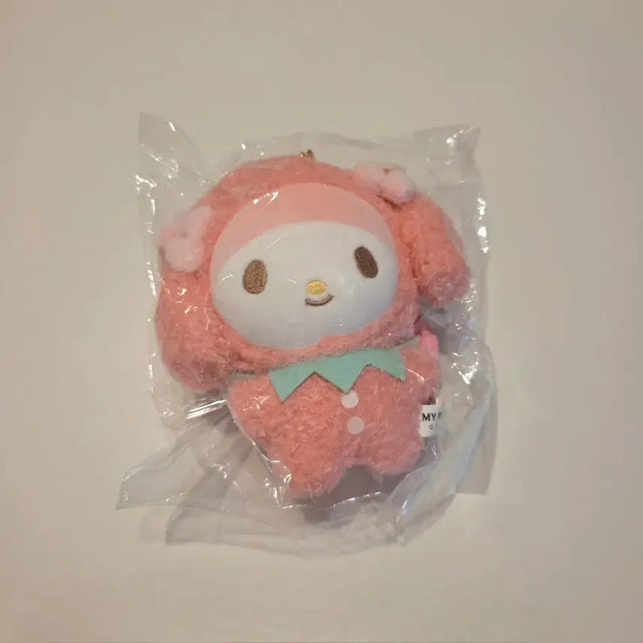 [BUNJANG] Sanrio My Melody Strawberry Narikiri Mascot Plush / 일본정품)산리오 무뉴구루미 나리키리 이치고 딸기 마이멜로디 마스코트 인형