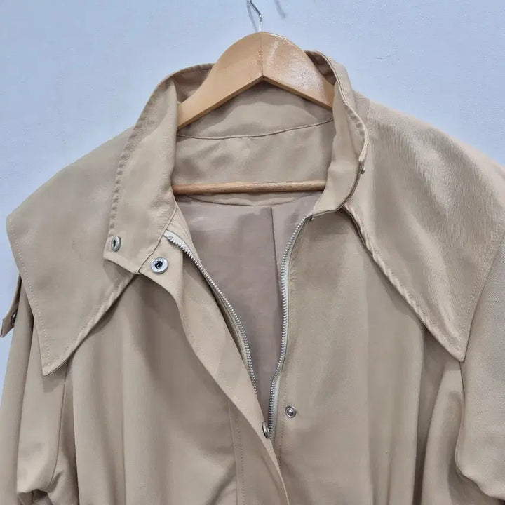 [BUNJANG] Beige Collar Neck Jacket / 베이지색 칼라넥 여성 자켓