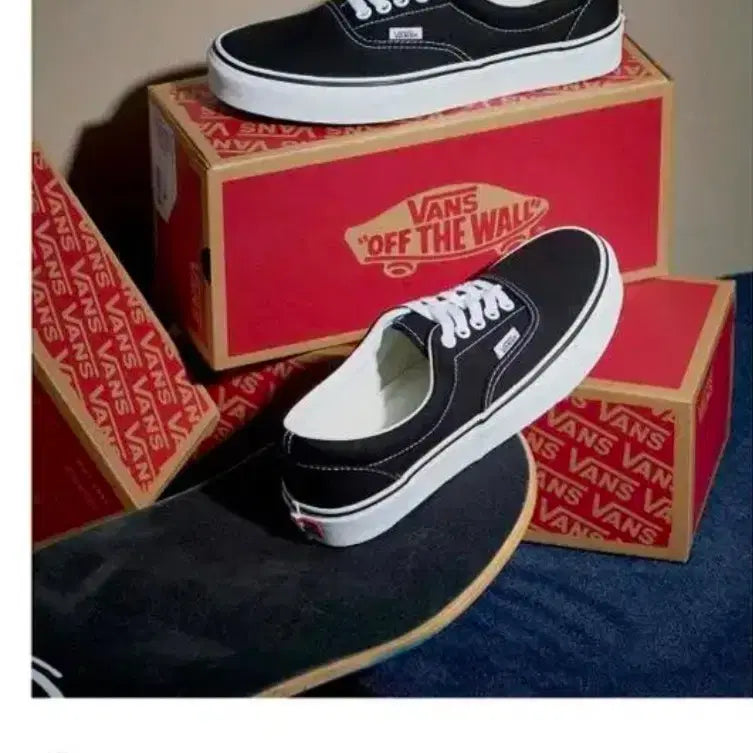 [BUNJANG] Vans Era (Size 235) / 반스 에라 사이즈 235 판매해요(배송비포함)