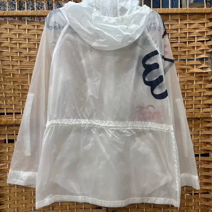 [BUNJANG] White Lightweight Windbreaker Jacket / 바람막이 자켓
