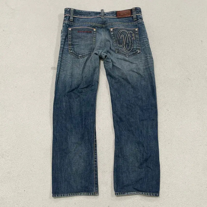 [BUNJANG] DSQUARED2 Washed Back Pocket Denim Pants / 50 디스퀘어드2 워싱 백 포인트 데님팬츠 0506
