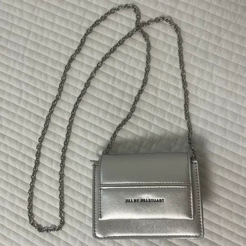 [BUNJANG] JILLSTUART Chain Mini Crossbody Bag Silver / 질바이질스튜어트 체인 미니 크로스백 실버