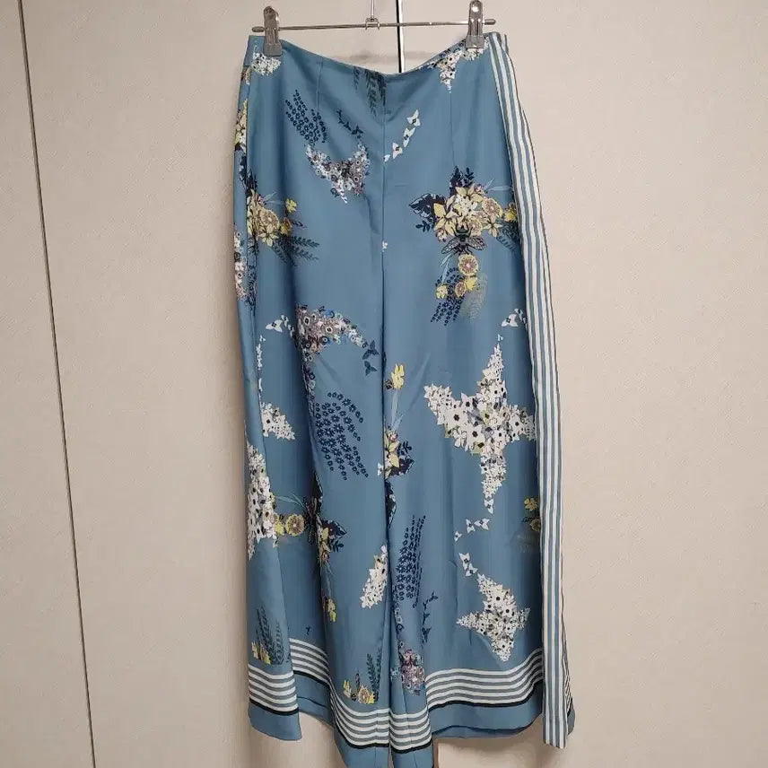 [BUNJANG] System Blue Floral Wide Pants / 한섬 시스템 와이드팬츠