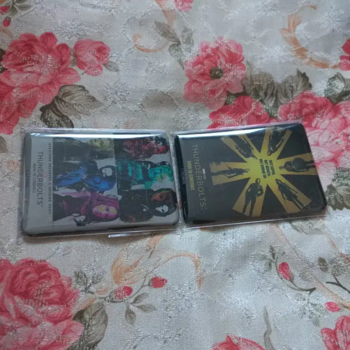 [BUNJANG] Thunderbolts Magnet Group Set (2 Pieces) / 썬더볼츠 마그넷 단체 2개