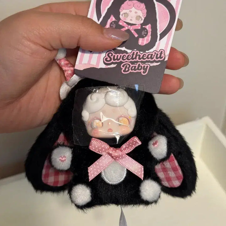 [SOLD OUT] 택포) 정품 밤토끼 미니 v5 시크릿 블랙 키링 인형 판매