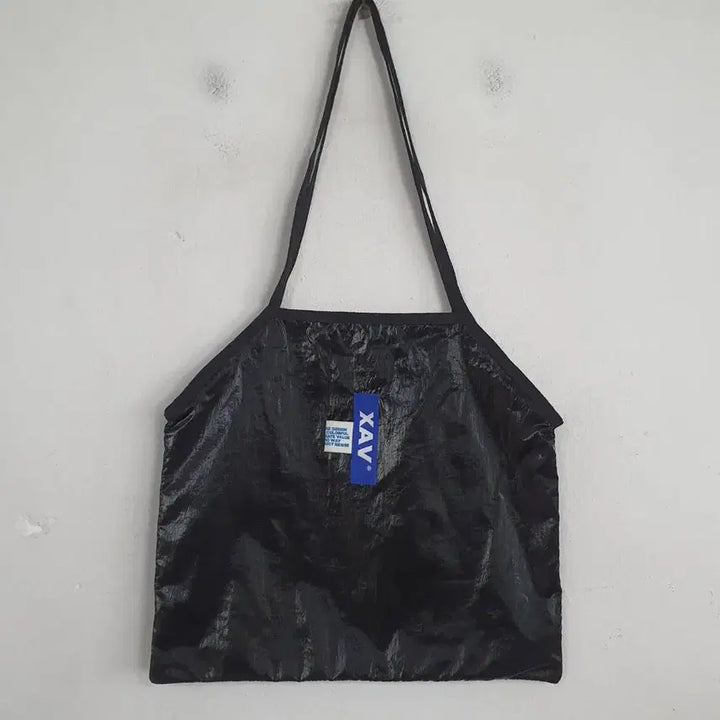[BUNJANG] XAV Black Glossy Shoulder Bag / XAV 여성 블랙 글로시 숄더백 가방