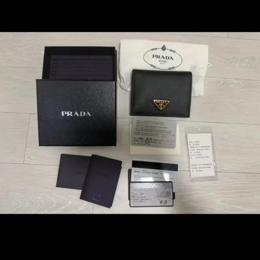 [BUNJANG] Prada Saffiano Coin Purse Black Full Set / 프라다 사피아노 반지갑 블랙 풀세트