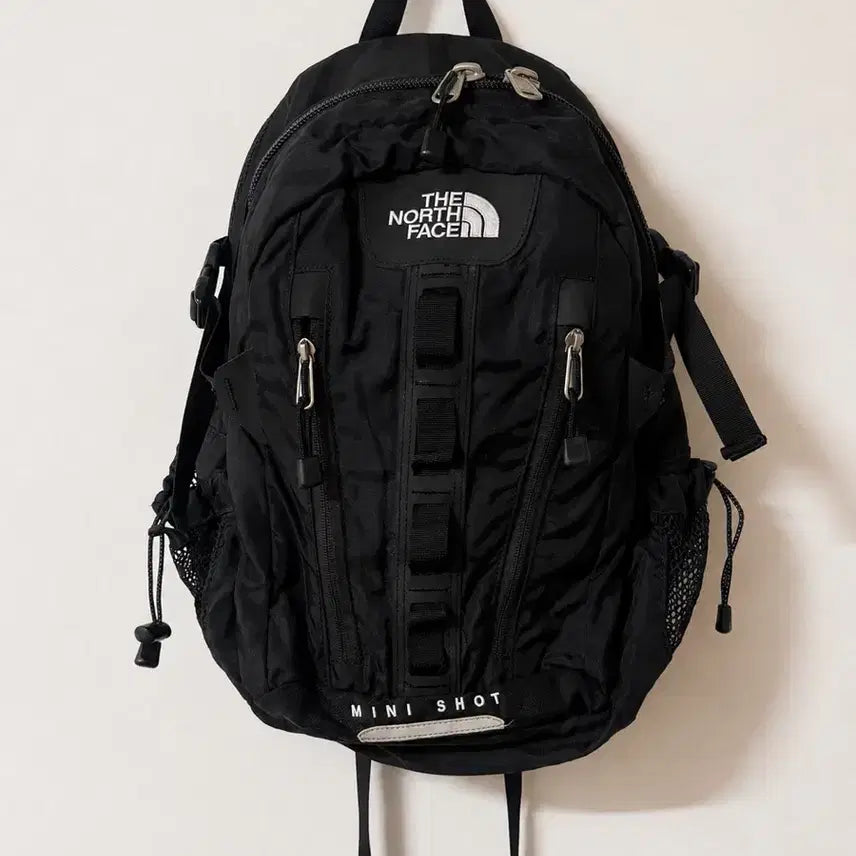 [SOLD OUT] 노스페이스 미니샷 블랙 백팩 20L