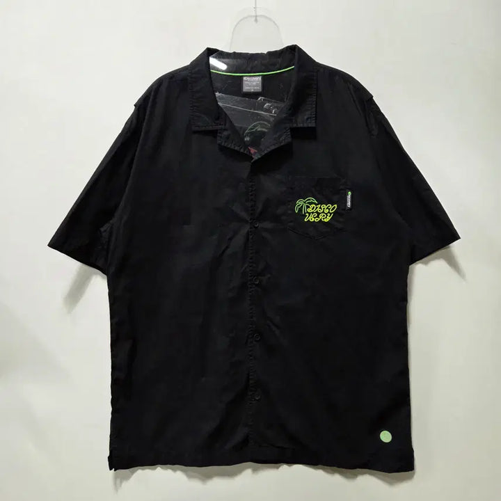 [BUNJANG] Discovery Black Neon Pop Short-Sleeve Shirt / 디스커버리 블랙 네온팝 반팔 셔츠 100 26050703