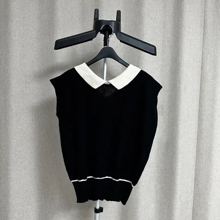 [BUNJANG] LVPS Sleeveless Top / LVPS 러브패리스 민소매