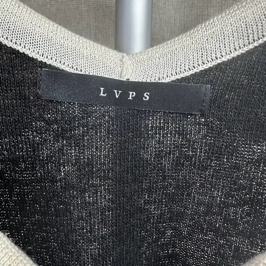 [BUNJANG] LVPS Sleeveless Top / LVPS 러브패리스 민소매