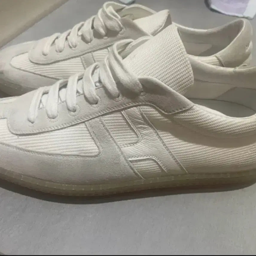 [BUNJANG] Hermes Boomerang Sneakers Suede / 에르메스 부메랑 스니커즈