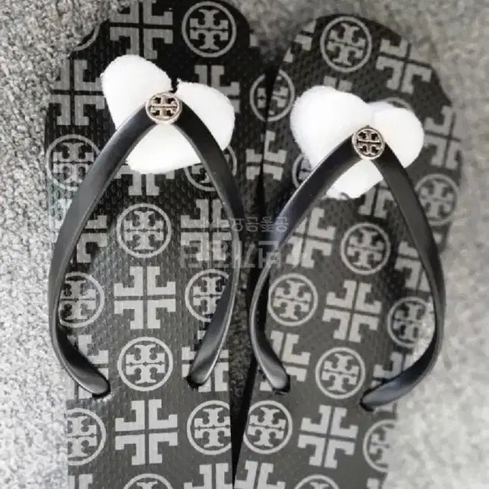 [BUNJANG] Tory Burch Vache Flip-Flop Sandals Size US 7 (235) / 토리버치 워지 플립플랍샌들 7호 235사이즈 쪼리 슬리퍼 정품 미사용