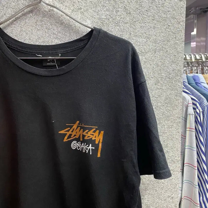 [BUNJANG] Stussy Chapter Black T-Shirt Size L / 스투시 챕터 블랙 반팔 B4696