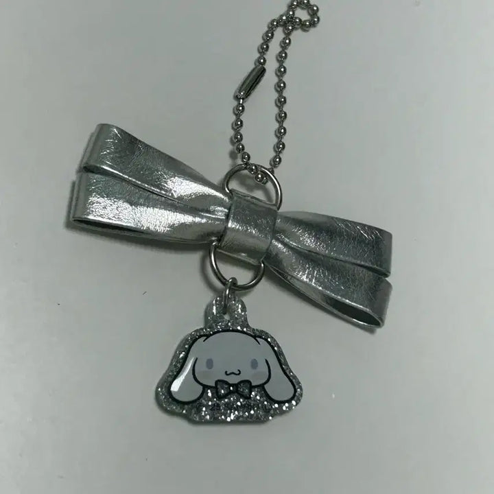 [BUNJANG] Cinnamoroll Ribbon Glitter Silver Keyring (Opened) / 산리오 시나모롤 리본 글리터 실버 키링 단순개봉