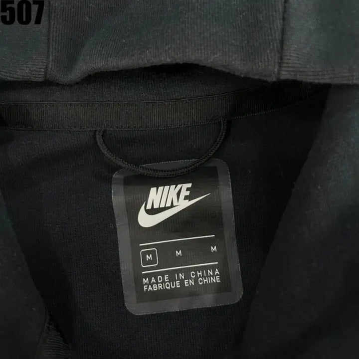 [BUNJANG] Nike Tech Pack Black Hooded Zip-up Jacket M / 나이키 테크팩 블랙 후드집업 M
