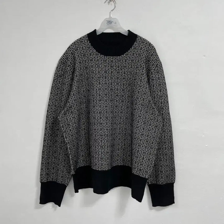[BUNJANG] Givenchy Pattern Knit Long Sleeve T-Shirt Black / 지방시 패턴 니트 긴팔 티셔츠 블랙