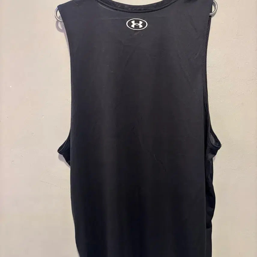 [BUNJANG] Under Armour Authentic Performance Tank Top / 언더아머 정품 기능성 나시