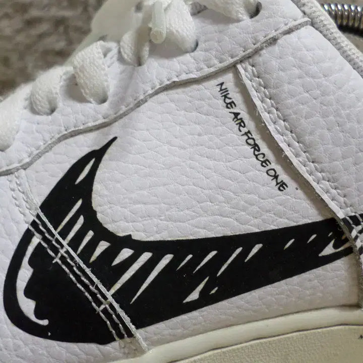 [BUNJANG] Nike Air Force 1 Mid Used Sneakers / 후루룩구제 255 나이키 에어포스 운동화 중고 신발 260507
