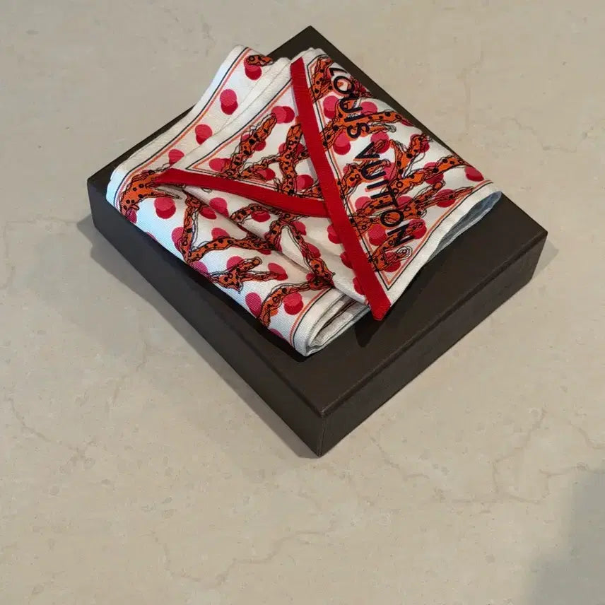 [BUNJANG] Louis Vuitton Bandana Scarf / 루이비통 방도스카프 팔아요
