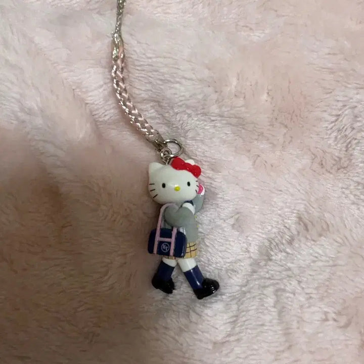 [BUNJANG] Sanrio Hello Kitty "School Uniform Long-Legged Kitty" Rare Strap Keychain / 교복 롱다리 키티스트랩 알맹이 jk 고전 산리오 헬로키티 레어 키링 학생