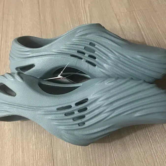 [BUNJANG] Crocs Echo Wave Shoes / 크록스 에코웨이브 260 새제품