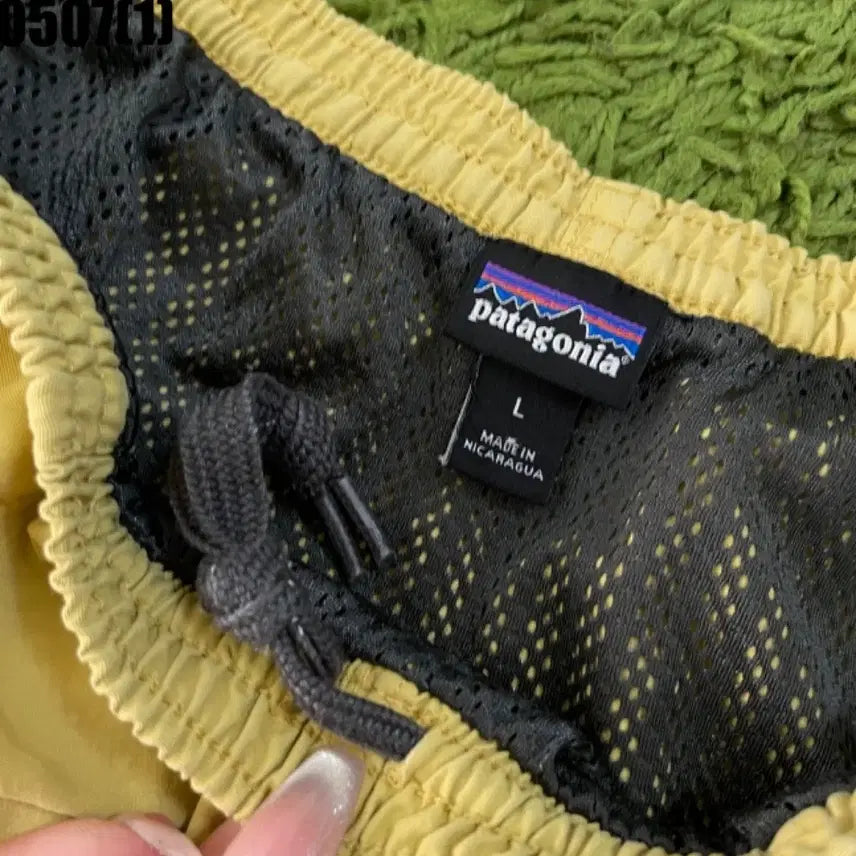 [BUNJANG] Patagonia Yellow Shorts / 파타고니아 옐로우 반바지