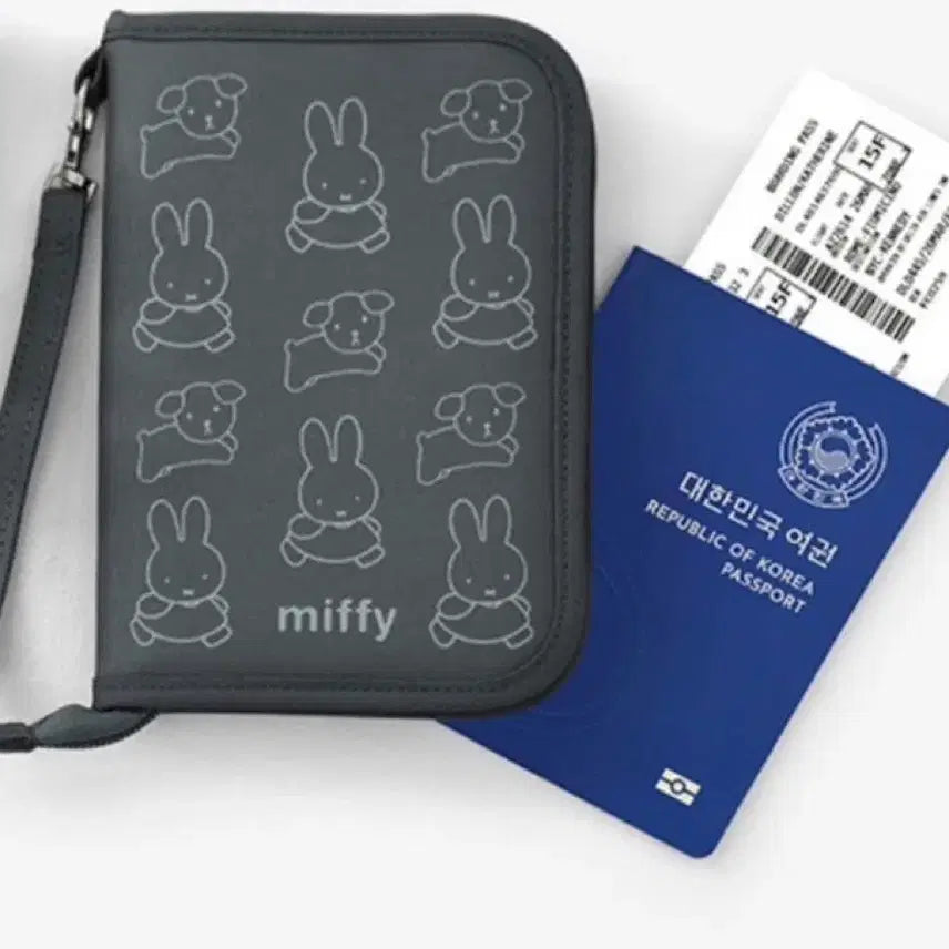 [BUNJANG] Yes24 Miffy Passport Case Charcoal / 예스24 미피 여권케이스 차콜