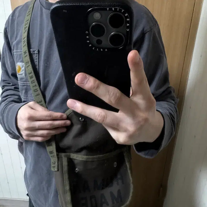 [BUNJANG] Human Made Shoulder Bag / 휴먼메이드 숄더백