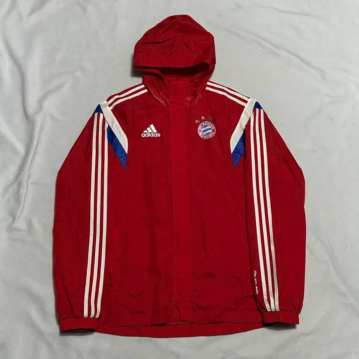 [BUNJANG] Adidas Bayern Munich Red Windbreaker Jacket / 100 아디다스 바이에른 뮌헨 레드 바람막이