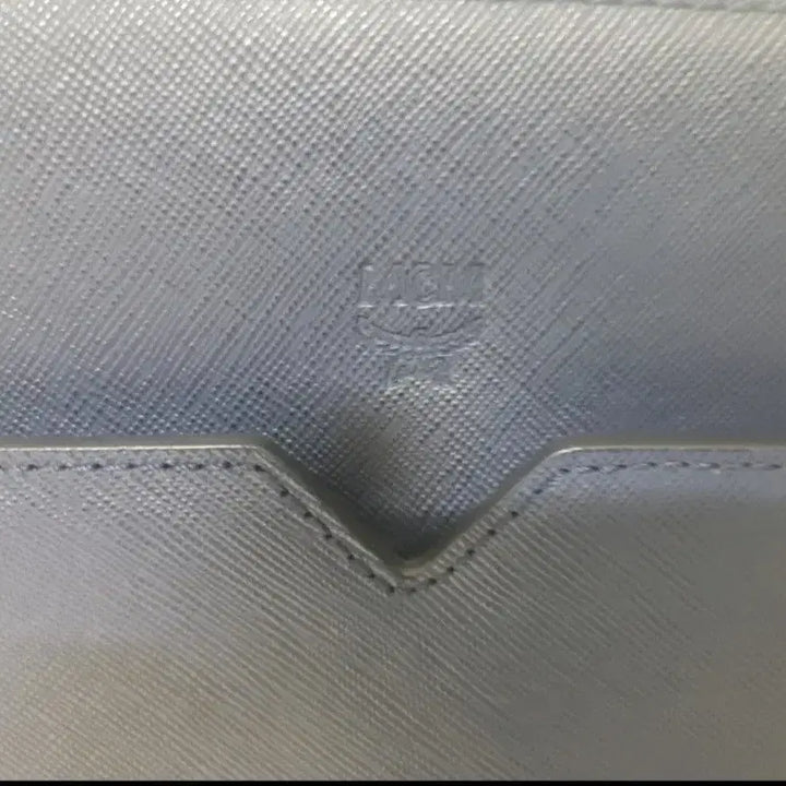[BUNJANG] MCM Navy Leather Crossbody Bag / MCM 네이비 가죽 크로스백