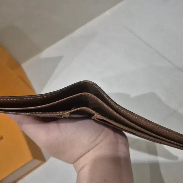 [BUNJANG] Louis Vuitton Genuine Eclipse Monogram Bifold Wallet / 루이비통 정품 이클립스 모노그램 반지갑 판매합니다