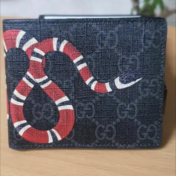 [BUNJANG] Gucci Snake Bifold Wallet / 구찌 스네이크 반지갑/지갑 정품S급(구매내역O)