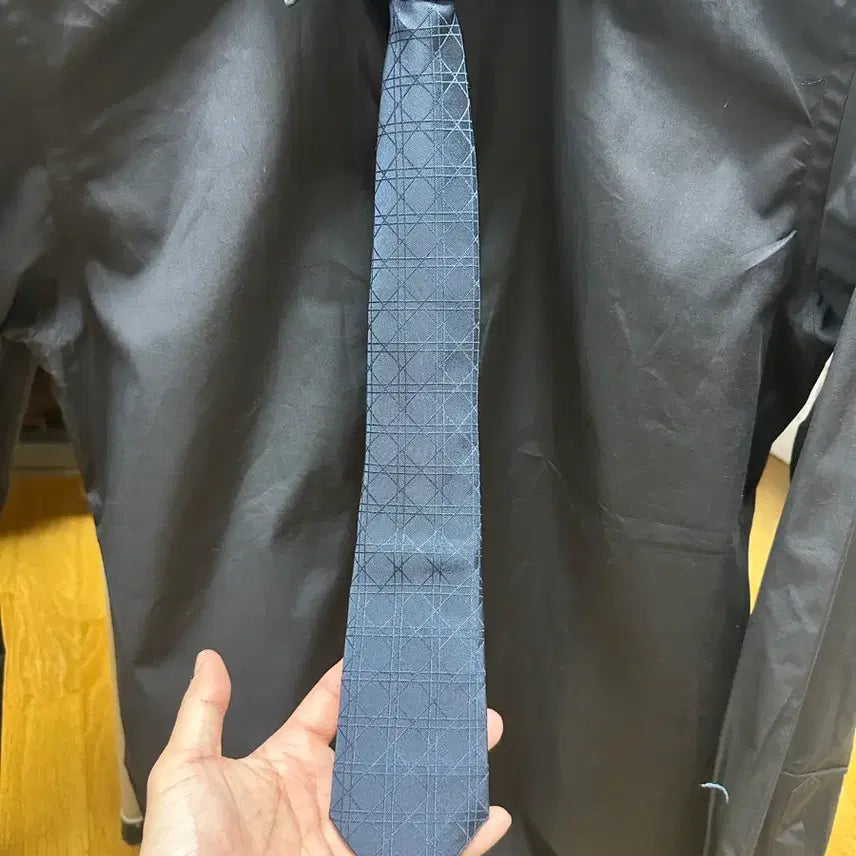 [BUNJANG] Dior Cannage Silk Necktie Navy / 디올 까나쥬 넥타이 네이비