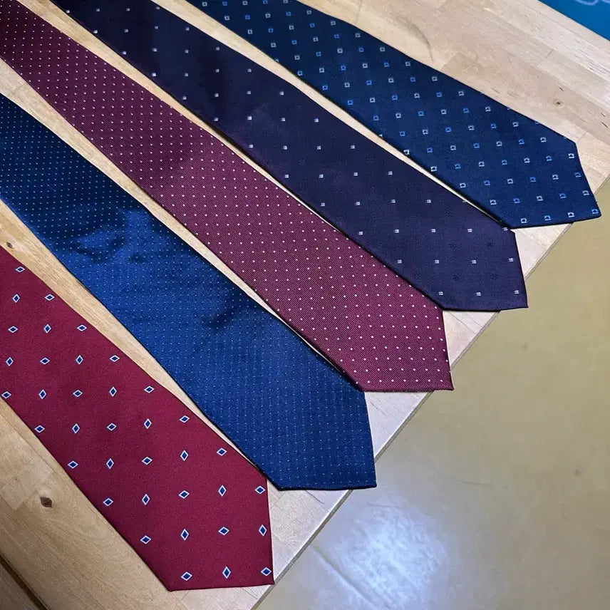 [BUNJANG] Fruyi 100% Silk Polka Dot &amp; Square Pattern Neckties (Set of 5) / 프루이 넥타이 도트 패턴 스퀘어 다이아등 5개