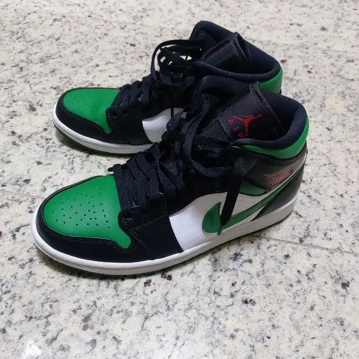 [BUNJANG] Nike Jordan Sneakers Size 260 / 나이키 조던 운동화 260