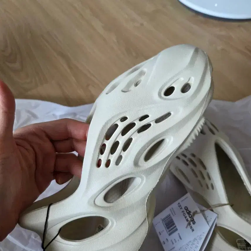[BUNJANG] Yeezy Foam Runner Sand / 이지폼러너 샌드
