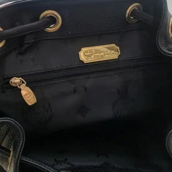[BUNJANG] MCM Black Leather Backpack / MCM 블랙 가죽 백팩(독일)