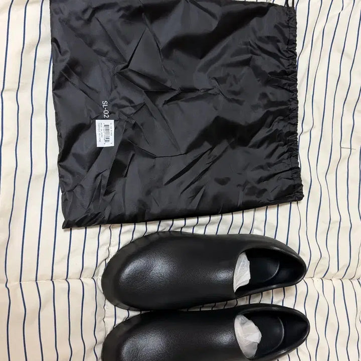 [BUNJANG] Yeezy SL-02 / yeezy SL-02 size 9