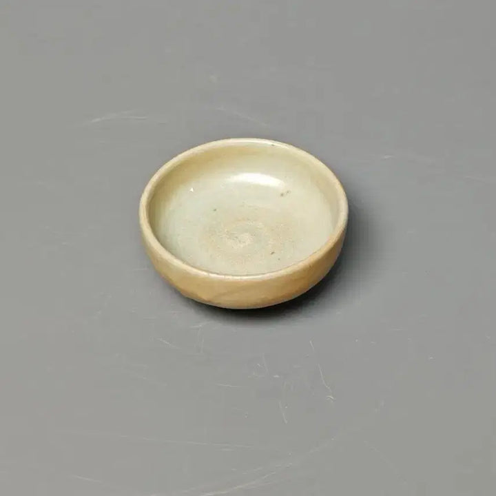 [BUNJANG] Yuan-Early Ming Dynasty White Porcelain Tea Cup with Inner Spiral Pattern (Authentic Artifact) / [진품] 출토품 원말 명초 백자 내저선문 완 찻잔 중국도자기 골동품