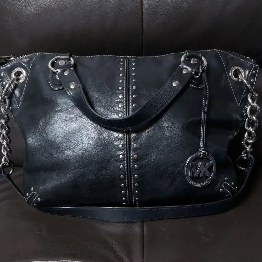[BUNJANG] Michael Kors Esto Studded Chain Shoulder Bag / 마이클 코어스 에스토 스터드 체인 숄더백