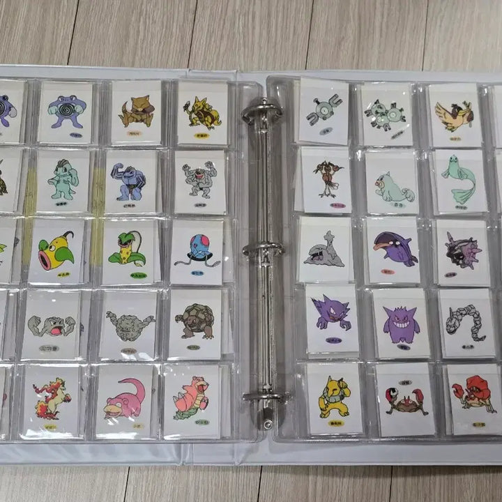 [BUNJANG] 1998 1999 First Edition Pokemon Bread Stickers - Rare Error Stickers / 초판 1998 1999 구세대 구판 띠부띠부씰 포켓몬 띠부씰 카드 오류씰