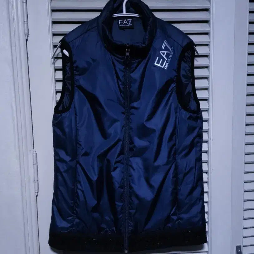 [BUNJANG] Emporio Armani Vest / EU M 알마니 조끼