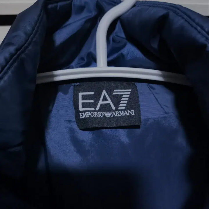 [BUNJANG] Emporio Armani Vest / EU M 알마니 조끼