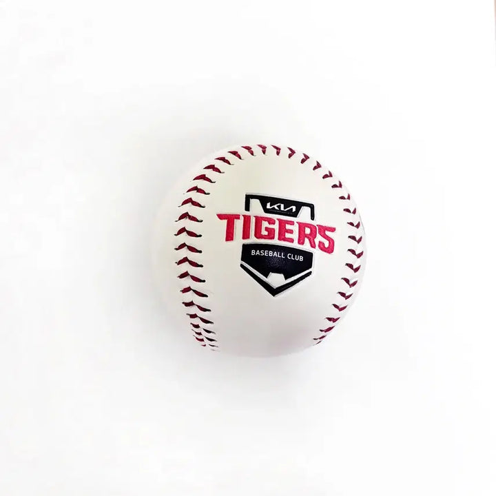 [BUNJANG] Kim Do-young Autographed Baseball / 김도영 선수 친필 싸인 볼 (기아 타이거즈 로고볼)