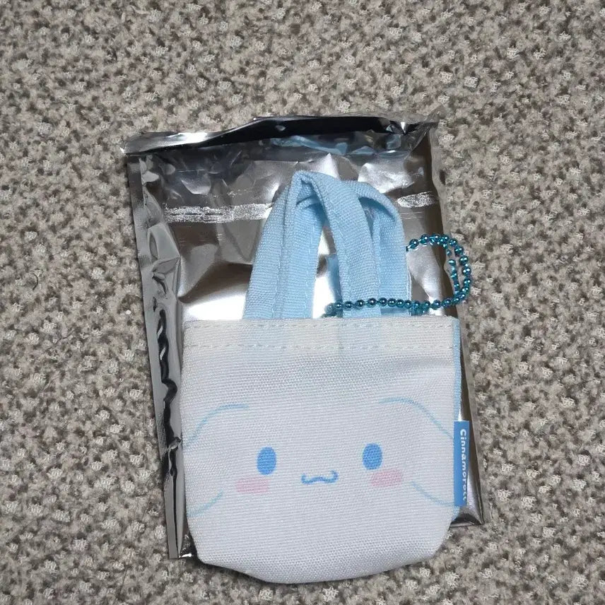 [BUNJANG] Sanrio Cinnamoroll Mini Tote Bag Pouch Keyring / 산리오 시나모롤 트레이딩 가챠 랜덤 미니 토트백 파우치 키링