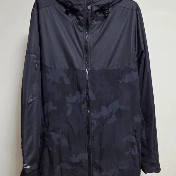 [BUNJANG] Under Armour Gore Windstopper Windbreaker Jacket L / 언더아머 고어윈드스토퍼 바람막이 L